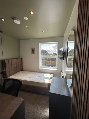 Photo 26- click for photo gallery